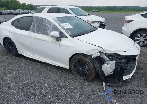 2025 Toyota Camry Se z USA, uszkodzony, nr VIN 4T1DAACK5SU521921